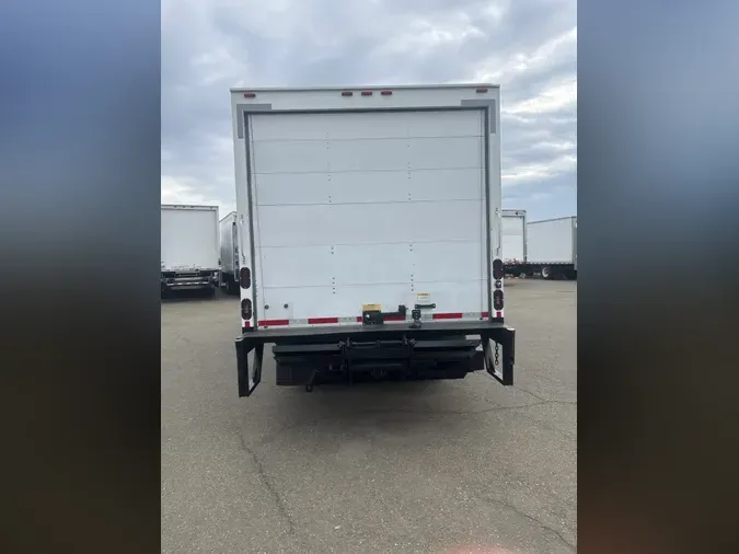 2018 ISUZU NPR HD9a3d2d6b932ccf648f93453bed1e28f9