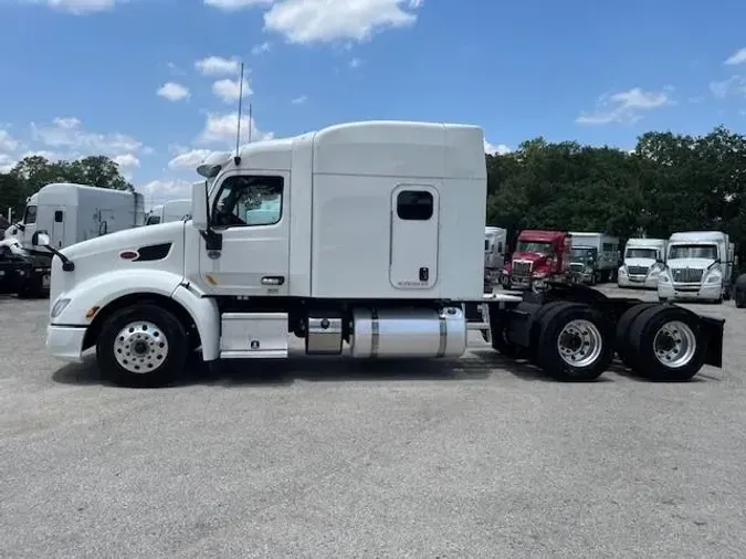 2021 Peterbilt 579