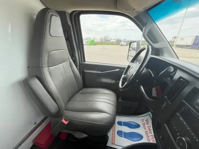 2022 GMC G3500