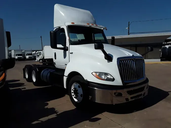 2018 NAVISTAR INTERNATIONAL LT625 DAYCAB T/A