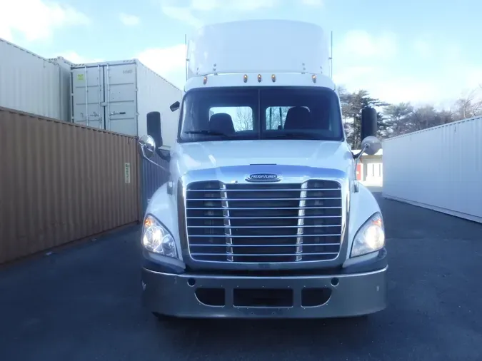 2017 FREIGHTLINER/MERCEDES CASCADIA 125