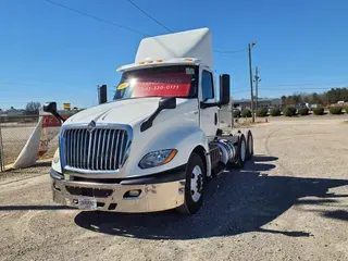 2018 NAVISTAR INTERNATIONAL LT625 DAYCAB T/A