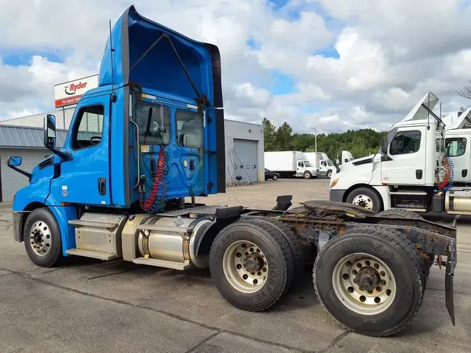 2019 FREIGHTLINER NEW CASCADIA PX12664