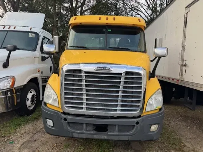 2018 FREIGHTLINER/MERCEDES CASCADIA 113