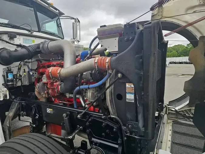 2019 PETERBILT 389