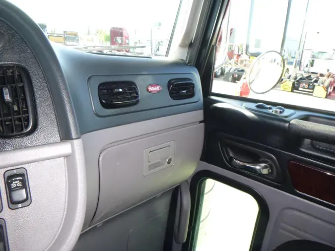 2019 Peterbilt 389