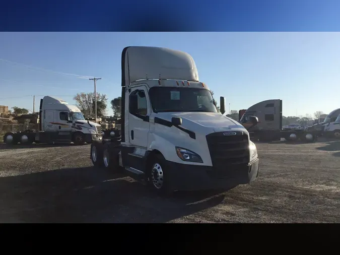 2020 Freightliner Cascadia 1269a556e79b0b9e3863e648a7ad73f3b80