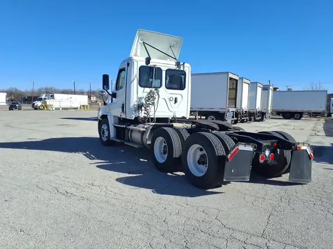 2019 FREIGHTLINER/MERCEDES CASCADIA 125