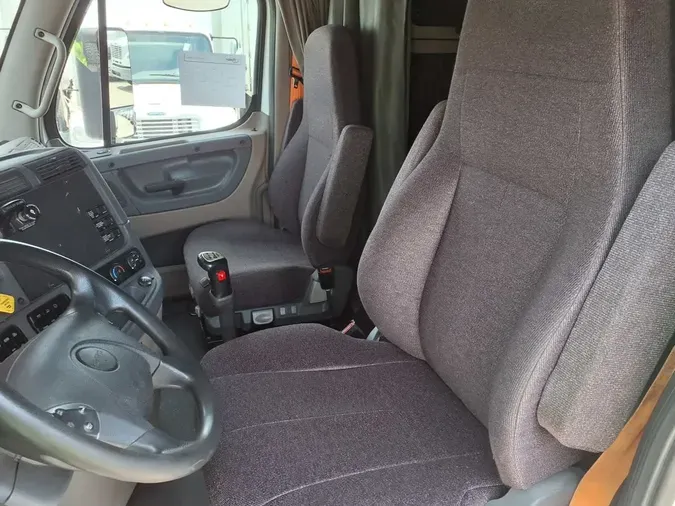 2019 FREIGHTLINER/MERCEDES CASCADIA 125