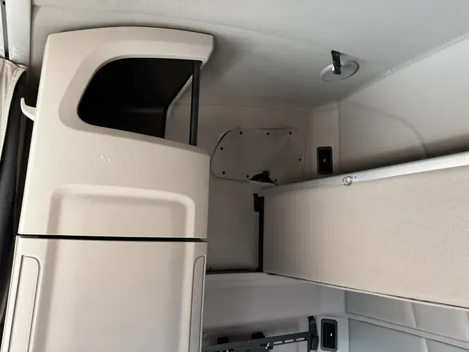 2021 Peterbilt 5799a5fc078efa85774ec5a4feb948b577a