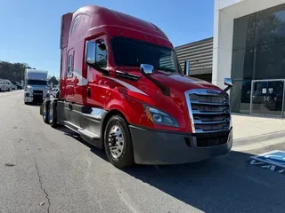 2020 Freightliner Cascadia 126