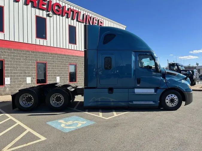 2022 Freightliner Cascadia&reg;