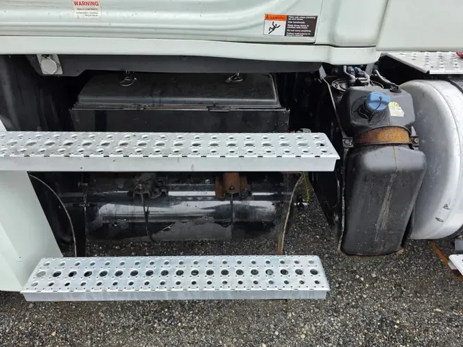 2019 FREIGHTLINER NEW CASCADIA PX12664
