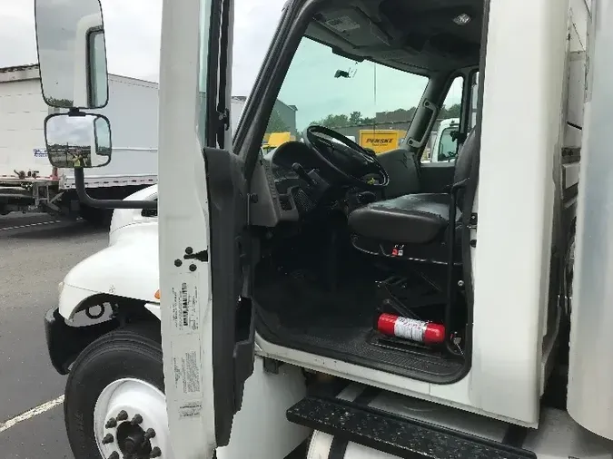 2018 International 4300