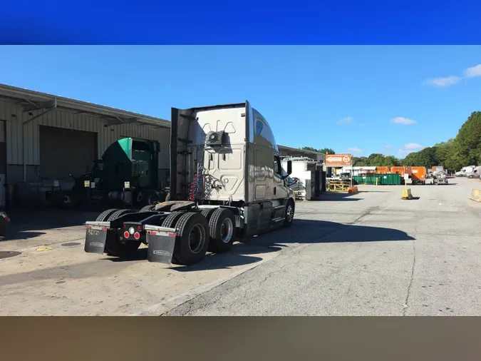 2023 Freightliner Cascadia 1269a7161fc01d05d409295757fe779f0d5
