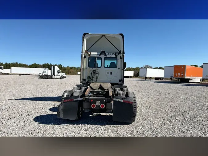 2019 Freightliner Cascadia 1269a71be74532d3d5b1a24deb25a844758