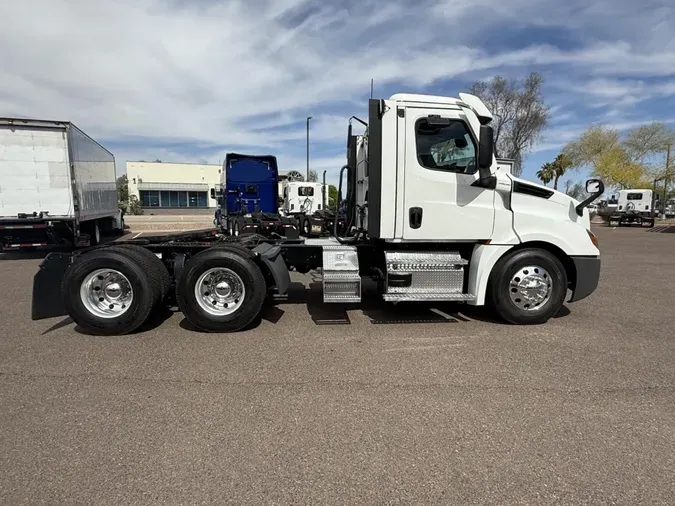 2022 Freightliner Cascadia