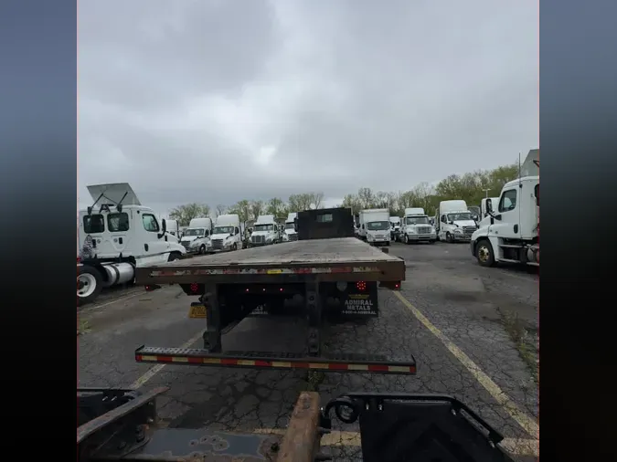 2020 FREIGHTLINER M2 106
