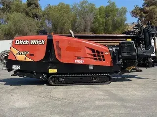 2015 DITCH WITCH JT20