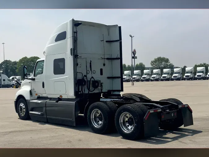 2021 INT LT625 6x4