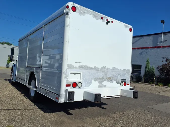 2016 FREIGHTLINER/MERCEDES M2 106