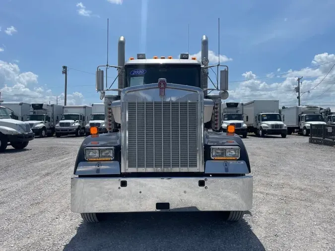 2020 KENWORTH TRUCKS W900