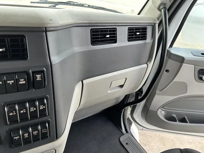 2021 Peterbilt 567