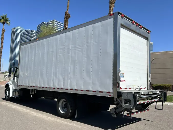 2016 FREIGHTLINER/MERCEDES M2 106