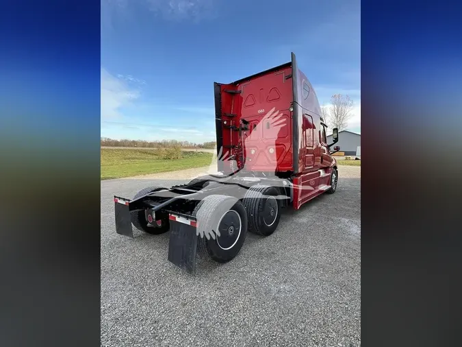 2020 FREIGHTLINER CASCADIA 126