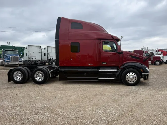 2023 Peterbilt 579