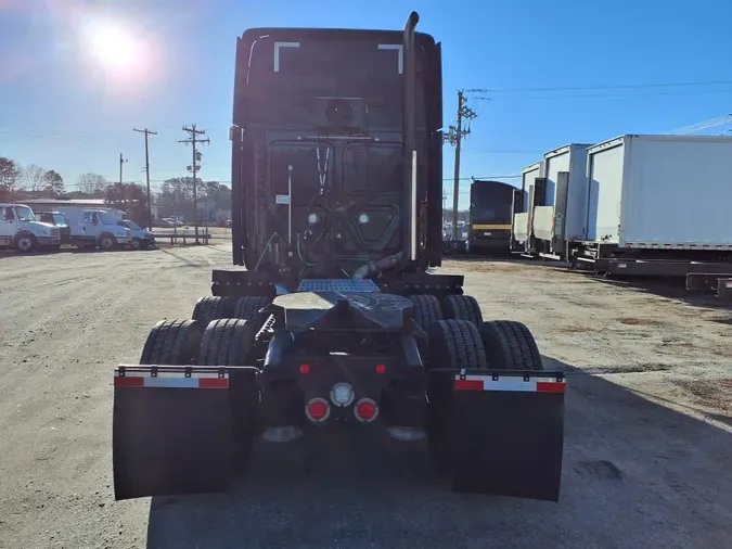 2020 FREIGHTLINER/MERCEDES CASCADIA 125