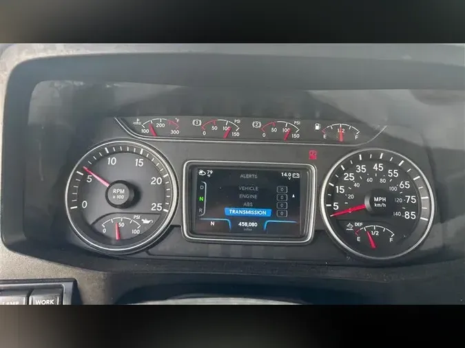 2023 INTERNATIONAL LT