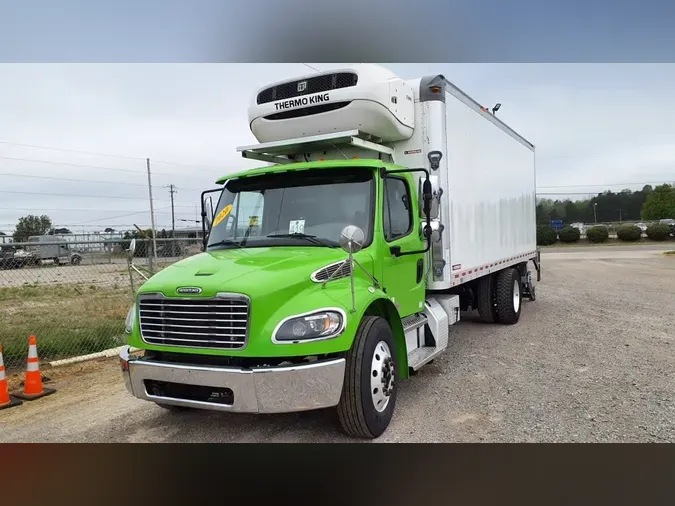 2020 FREIGHTLINER/MERCEDES M2 1069a92e80c6240f7845883d622abcd3734