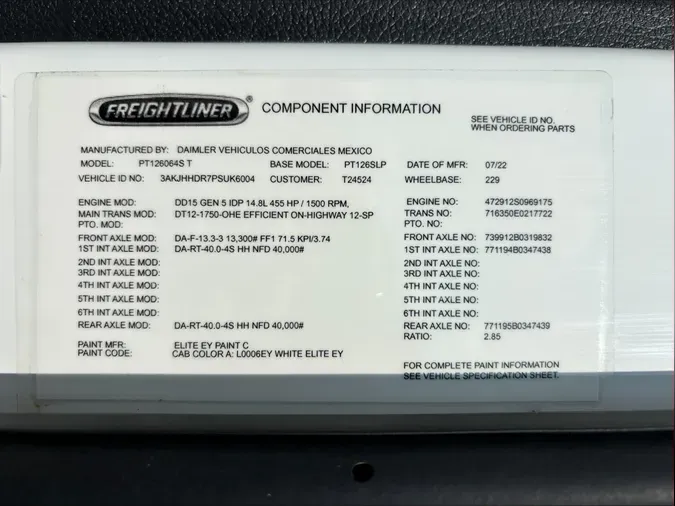 2023 Freightliner Cascadia 126