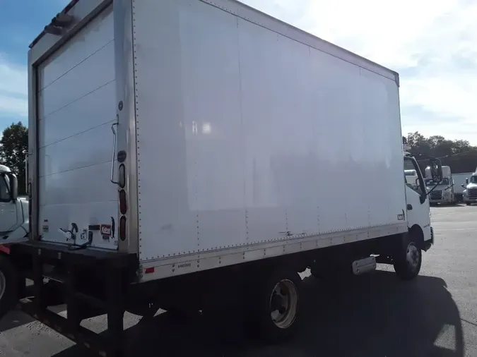 2019 HINO HINO 195