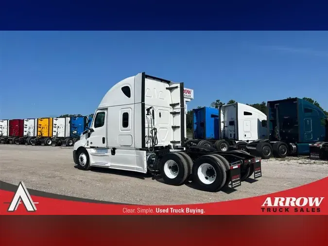 2023 FREIGHTLINER CA126
