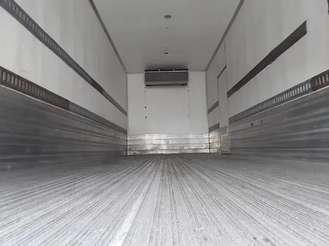 2018 FREIGHTLINER/MERCEDES M2 106