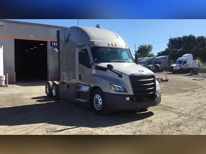 2021 Freightliner Cascadia 1269a9b66ee115d7d56726d04a136aa93da