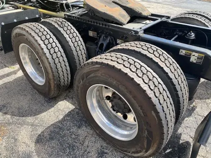 2021 Peterbilt 5799a9f62206ec0baccde55a12a824ec005