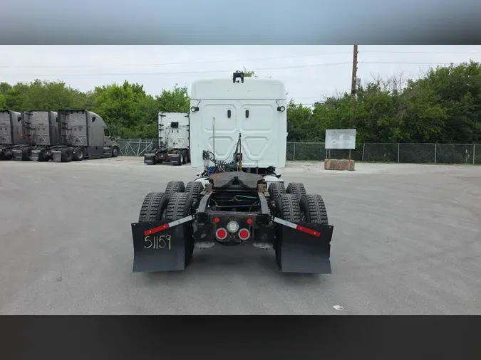2020 Freightliner Cascadia
