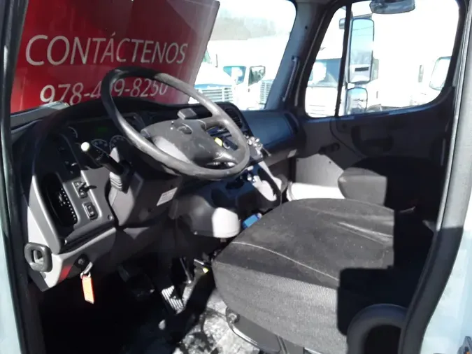 2018 FREIGHTLINER/MERCEDES M2 106