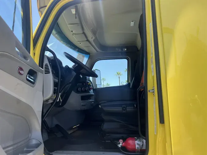 2021 Peterbilt 579