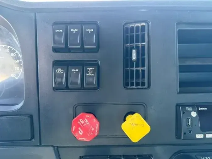 2023 Peterbilt 5489aa7767bc11c82d79684e3c91c2f2a0c