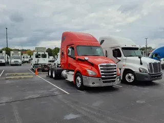 2019 FREIGHTLINER NEW CASCADIA PX12664