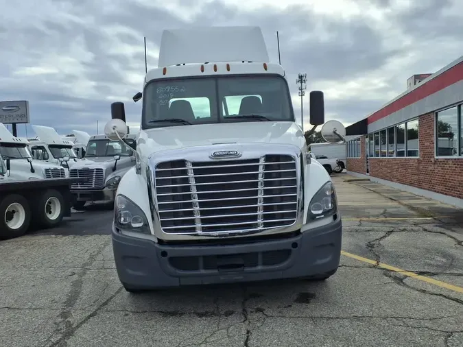 2019 FREIGHTLINER/MERCEDES CASCADIA 1259aa86920e12d29fb125580ddd5813f72