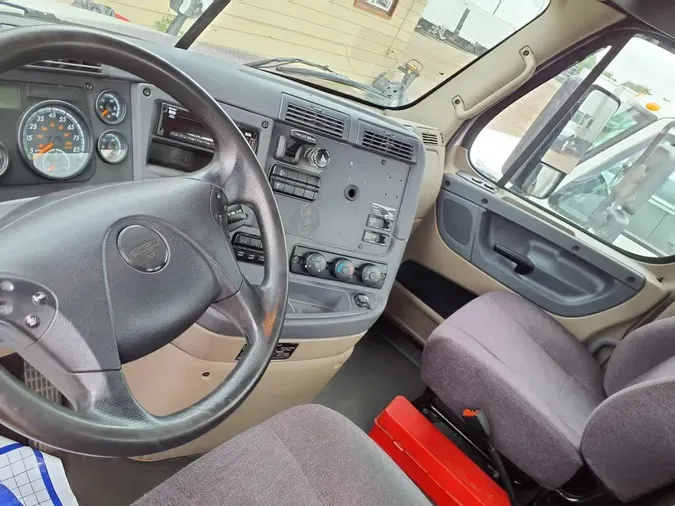 2018 FREIGHTLINER CASCADIA 125