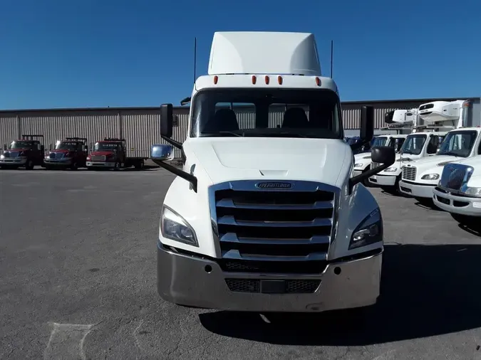 2019 FREIGHTLINER/MERCEDES NEW CASCADIA PX126649aaabcbe4d808510e0a6ca39d7e8c452