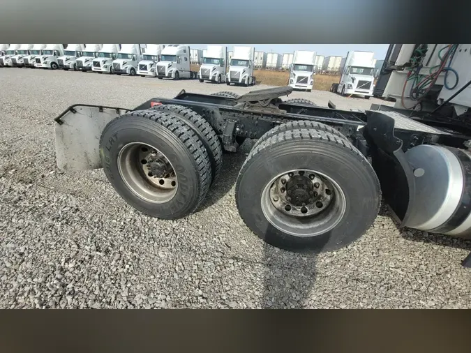 2020 Volvo VNL 760