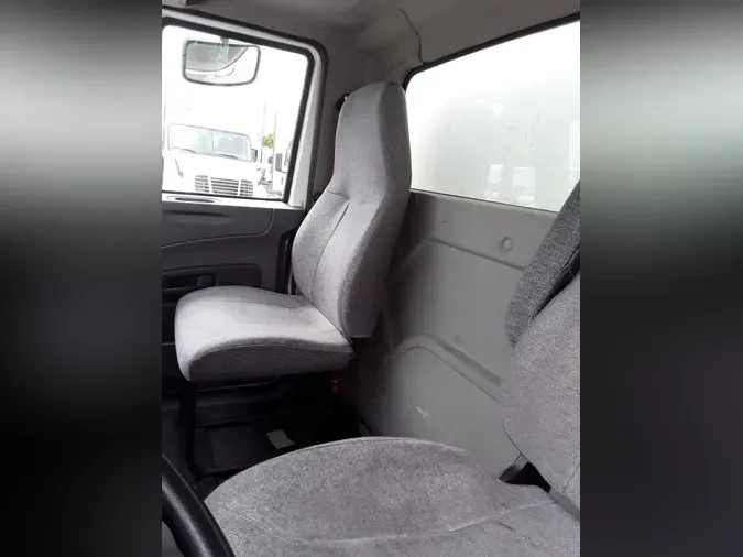 2019 NAVISTAR INTERNATIONAL 4300