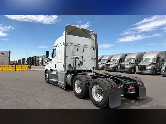 2022 Freightliner Cascadia 1269aadcf475bf874138f28e986dd1bb142